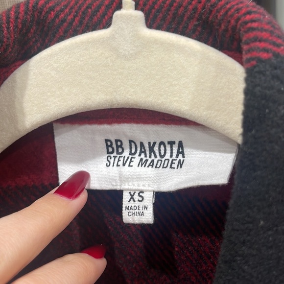 BB Dakota Steve Madden flannel red black wool jacket size XS - Picture 5 of 5